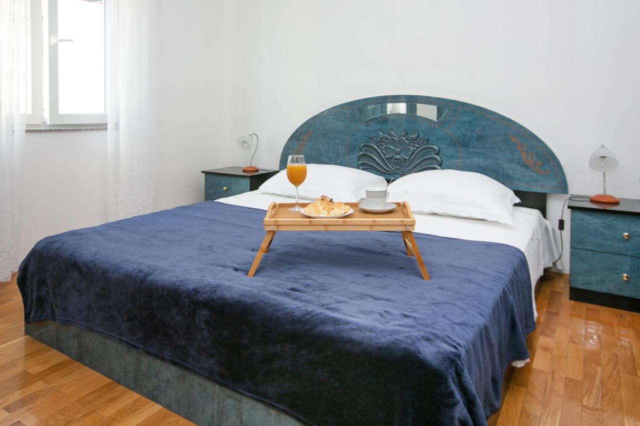 Apartments Babin Vinišće Eksteriør bilde