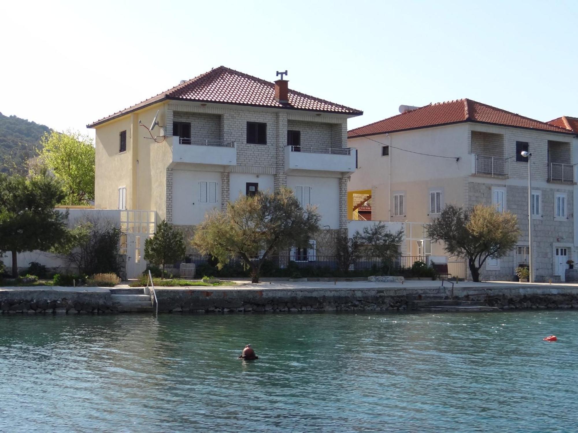 Apartments Babin Vinišće Eksteriør bilde